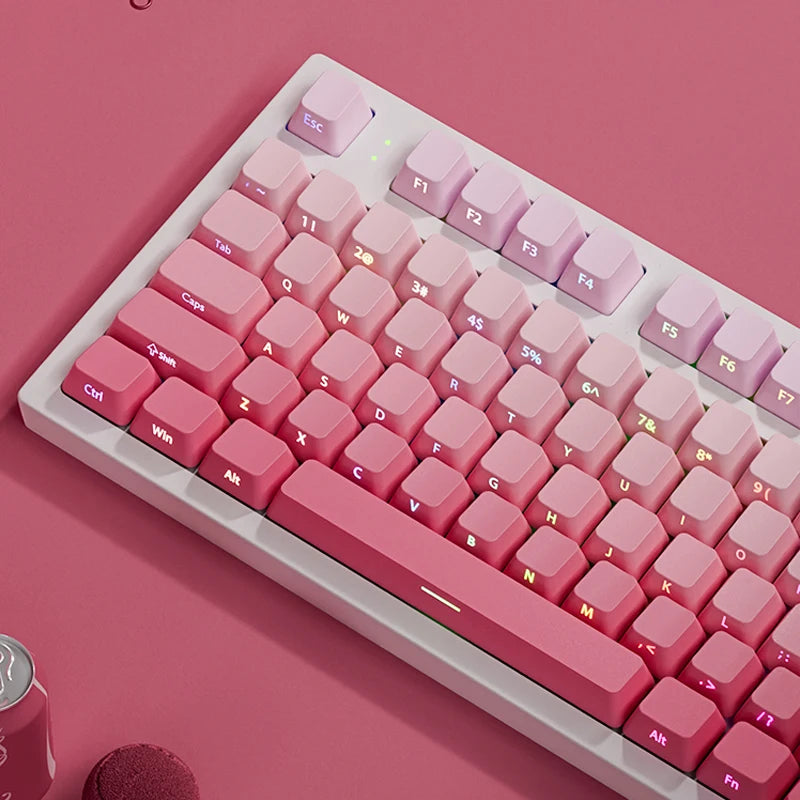 135 Tasten Double Shot Shine Through Tastenkappen Erdbeerrosa Seitendruck PBT Tastenkappen Kirschprofil für MX Switches Gaming-Tastatur