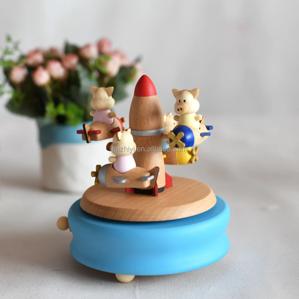 Weihnachtsgeschenke Großhandel Logo gravieren mechanische Wind Up Uhrwerk rotierende Karussell Ballerina Spieluhr aus Holz als Geschenk